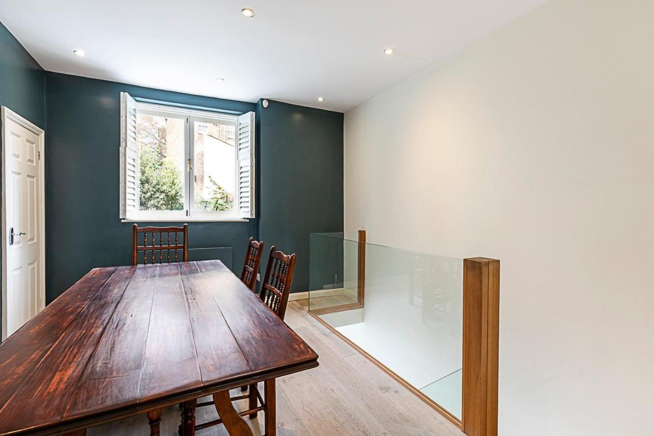 Сasa de vacaciones Chic 4-bed House, Camden, Londres